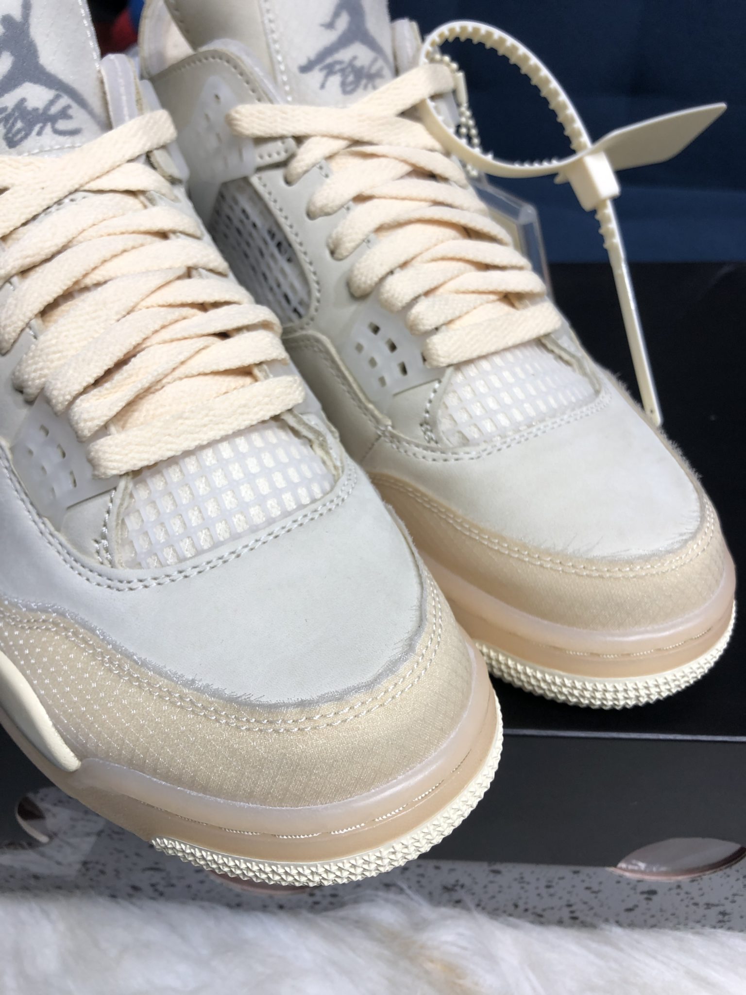 [Review] ÄÃ´i Air Jordan 4 Äáº¹p nháº¥t 2020 mÃ  Nike collab Off-White chÃ­nh thá»©c ÄÆ°á»£c bÃ¡n ra - Street 