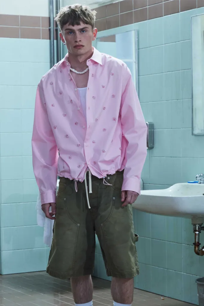 Dsquared2 Resort 2026 Menswear: hỗn loạn chốn học đường